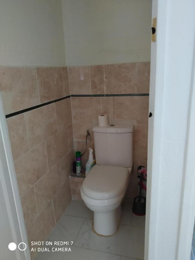 Chambre Confortable,Gare, Clim, Parking, Pt Dejeuner,Wifi Perpignan Exterior photo